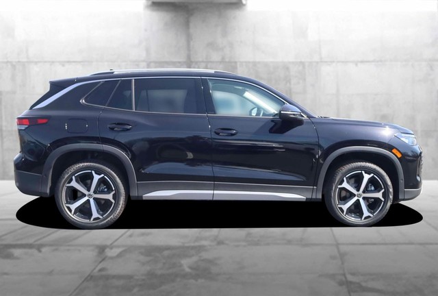 Volkswagen Tiguan Vehicle Image 05