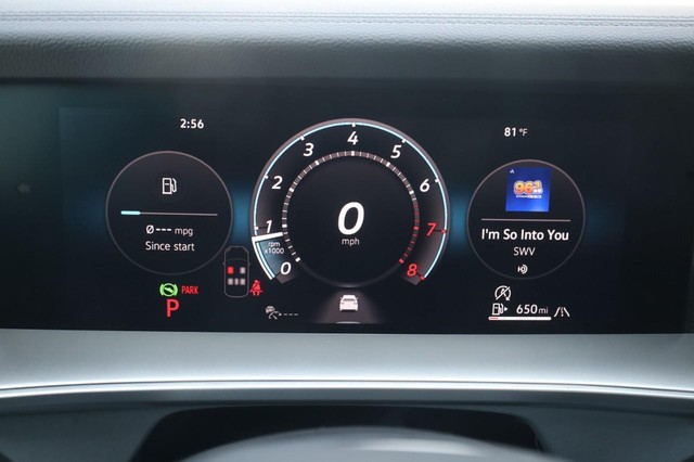 Volkswagen Tiguan Vehicle Image 14