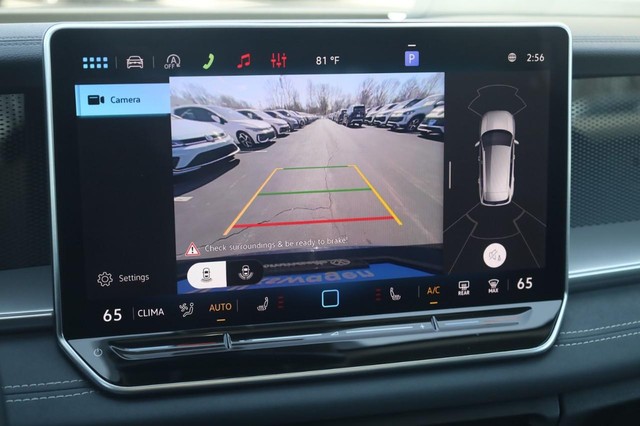 Volkswagen Tiguan Vehicle Image 16