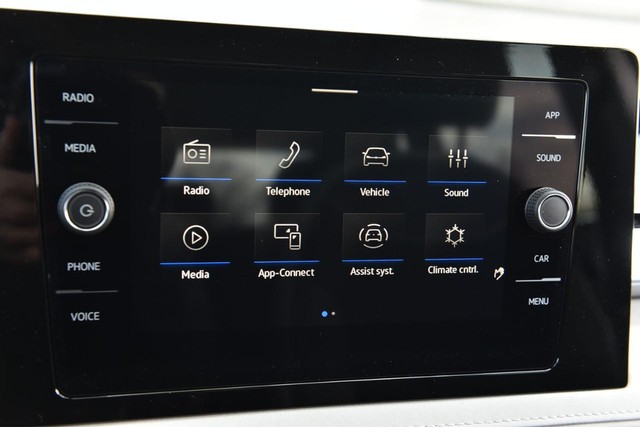 Volkswagen Taos Vehicle Image 13