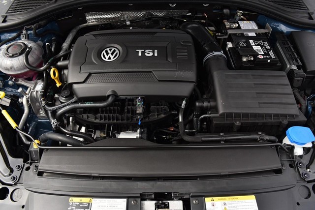 Volkswagen Jetta GLI Vehicle Image 25