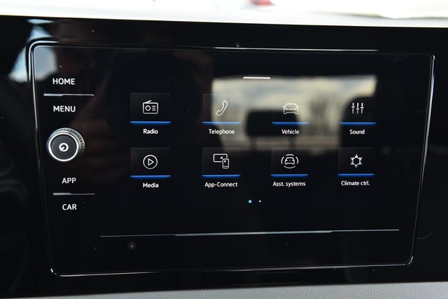 Volkswagen Jetta Vehicle Image 14