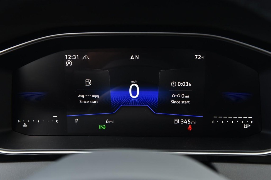 Volkswagen Jetta Vehicle Full-screen Gallery Image 12