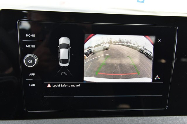 Volkswagen Jetta Vehicle Image 13