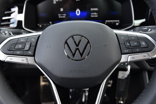 Volkswagen Jetta Vehicle Image 18