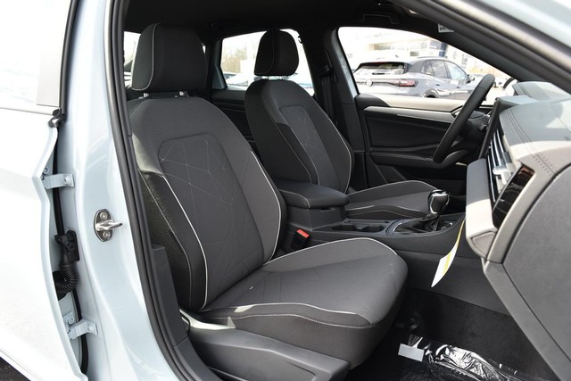 Volkswagen Jetta Vehicle Image 20