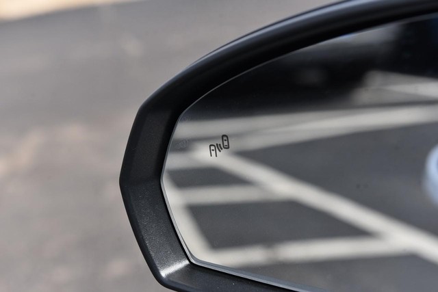 Volkswagen Taos Vehicle Image 09