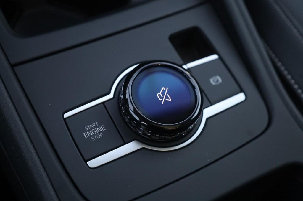 Volkswagen Tiguan Vehicle Full-screen Gallery Image 18