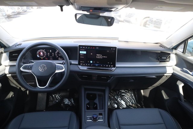 Volkswagen Tiguan Vehicle Image 07