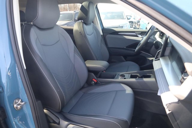 Volkswagen Tiguan Vehicle Image 20