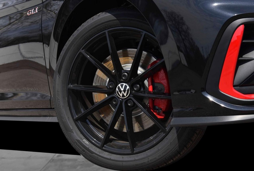 Volkswagen Jetta GLI Vehicle Full-screen Gallery Image 3