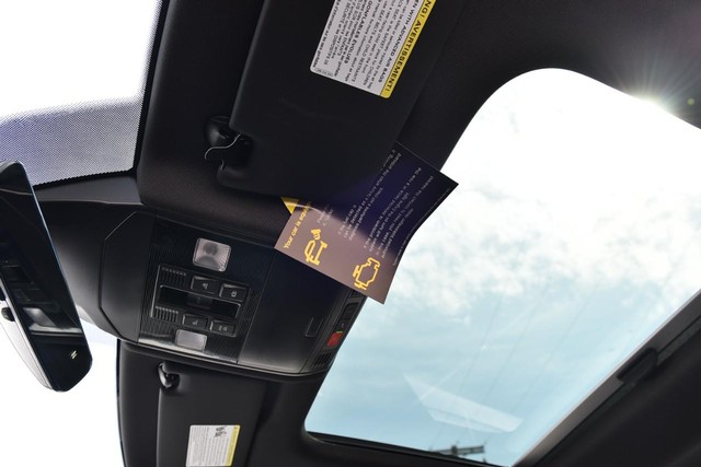 Volkswagen Jetta GLI Vehicle Image 22