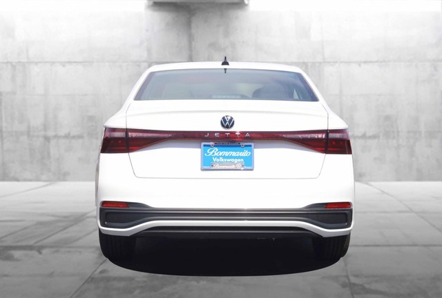 Volkswagen Jetta Vehicle Image 06