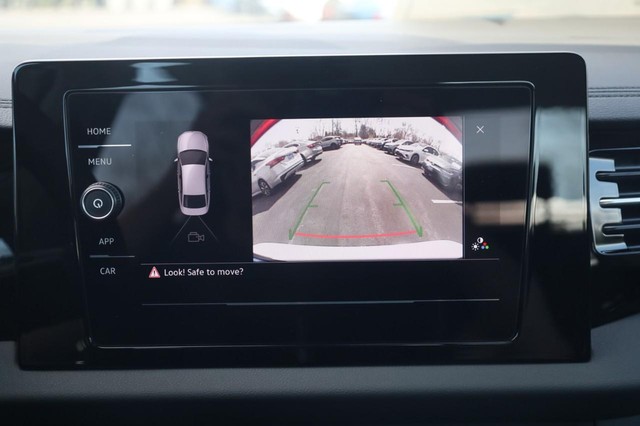 Volkswagen Jetta Vehicle Image 16