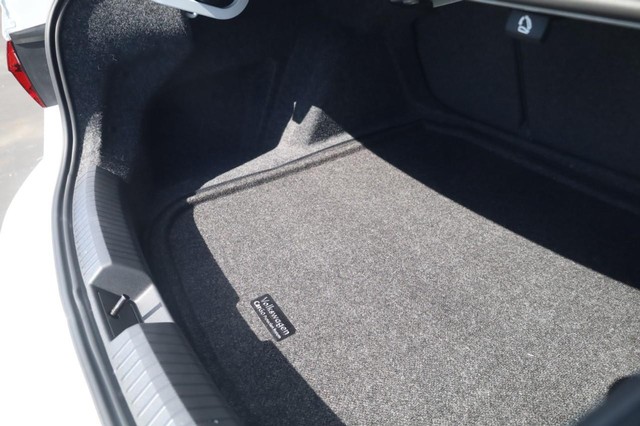 Volkswagen Jetta Vehicle Image 23