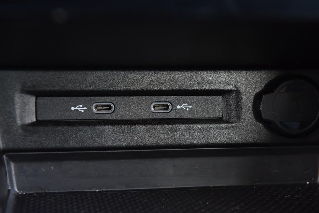 Volkswagen Taos Vehicle Full-screen Gallery Image 15