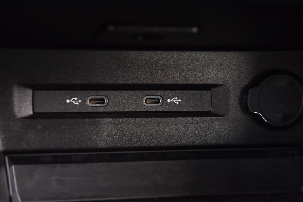 Volkswagen Taos Vehicle Full-screen Gallery Image 15