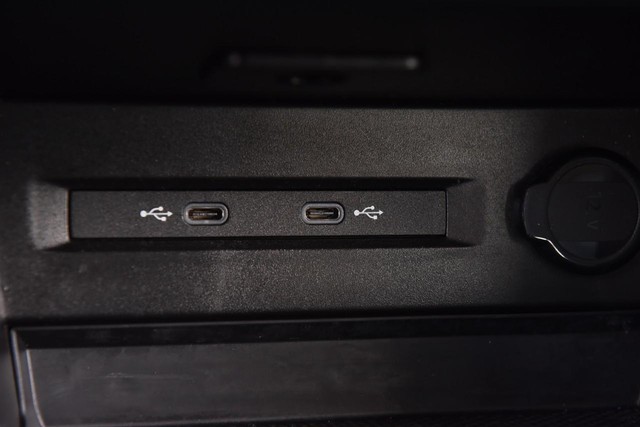 Volkswagen Taos Vehicle Image 15