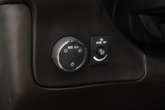 GMC Savana Cargo Van Vehicle Image 10