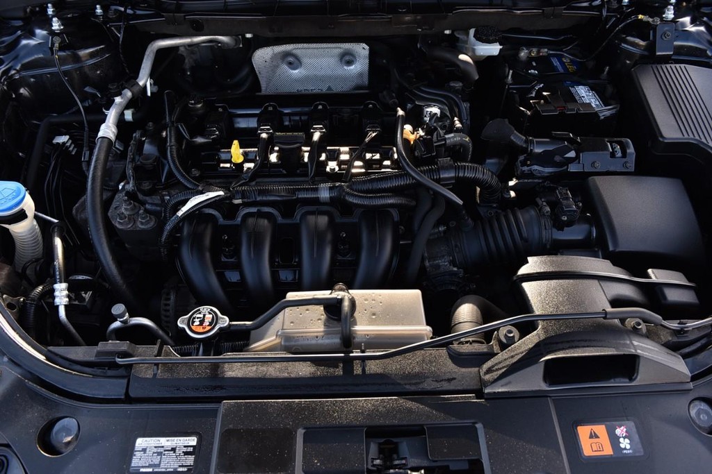 Mazda CX-5 Vehicle Full-screen Gallery Image 27