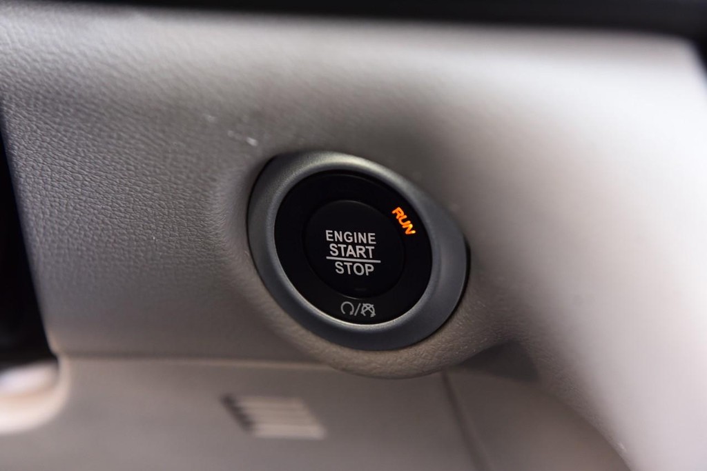 Chrysler Pacifica Vehicle Full-screen Gallery Image 20