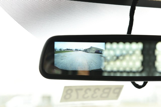 GMC Savana Cargo Van Vehicle Image 12