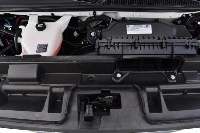 GMC Savana Cargo Van Vehicle Image 20