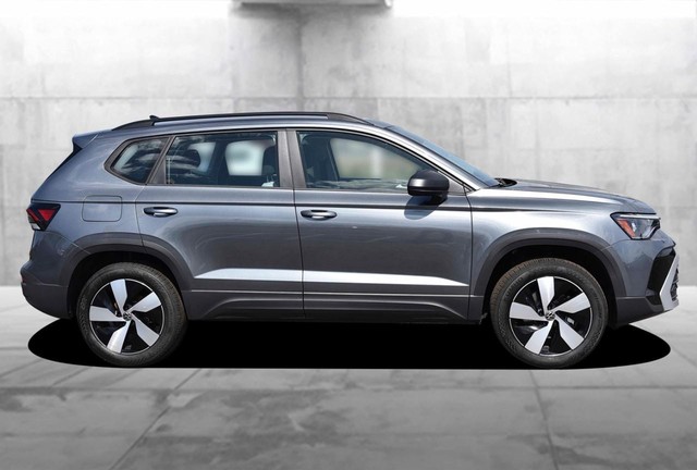 Volkswagen Taos Vehicle Image 05