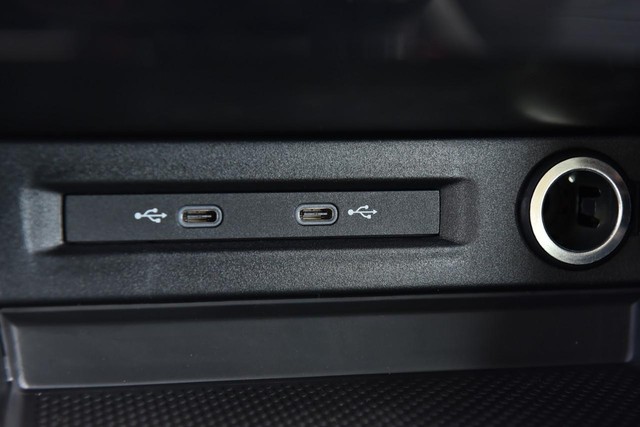 Volkswagen Taos Vehicle Image 15