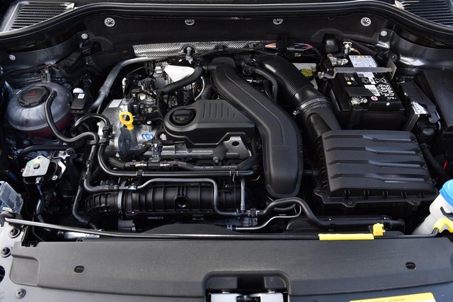 Volkswagen Taos Vehicle Image 23