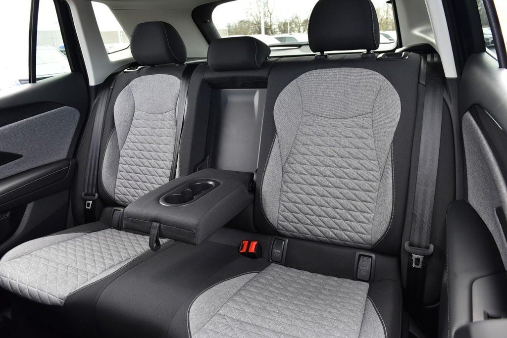 Volkswagen Tiguan Vehicle Full-screen Gallery Image 20