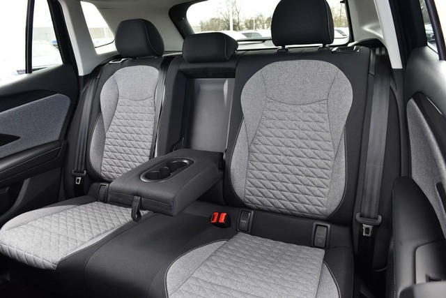 Volkswagen Tiguan Vehicle Image 20