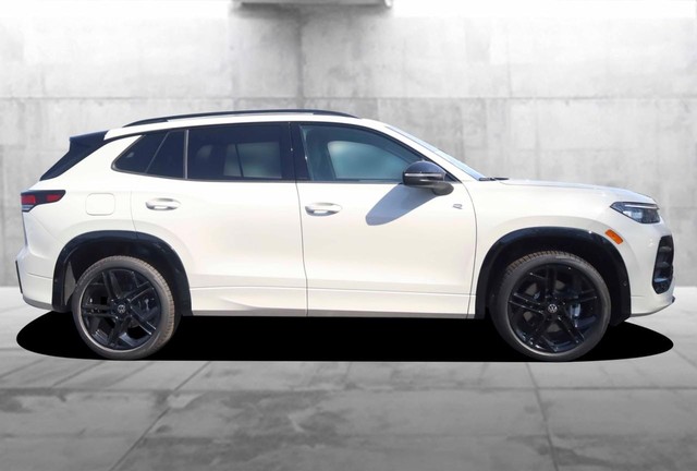 Volkswagen Tiguan Vehicle Image 05