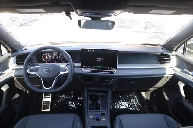 Volkswagen Tiguan Vehicle Image 07