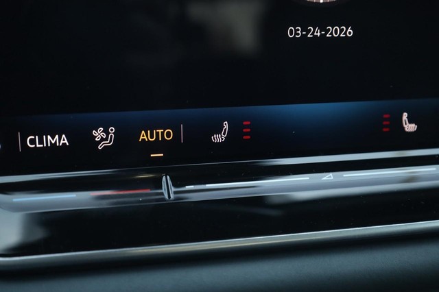 Volkswagen Tiguan Vehicle Image 17