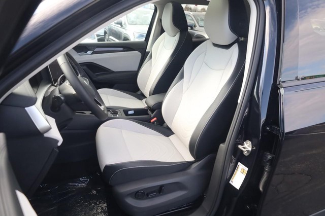 Volkswagen Tiguan Vehicle Image 19