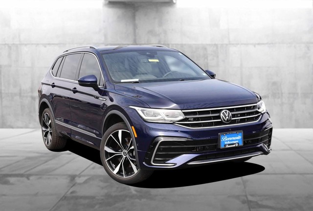 Volkswagen Tiguan Vehicle Image 02
