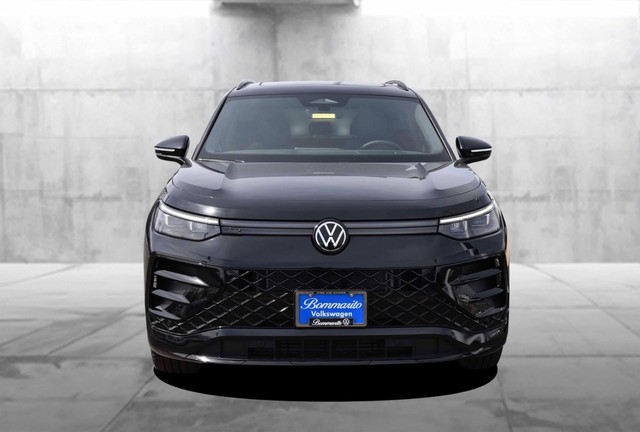 Volkswagen Tiguan Vehicle Image 04