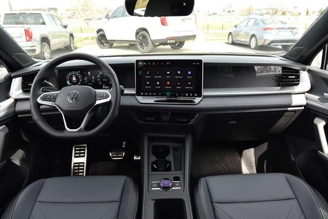 Volkswagen Tiguan Vehicle Image 07