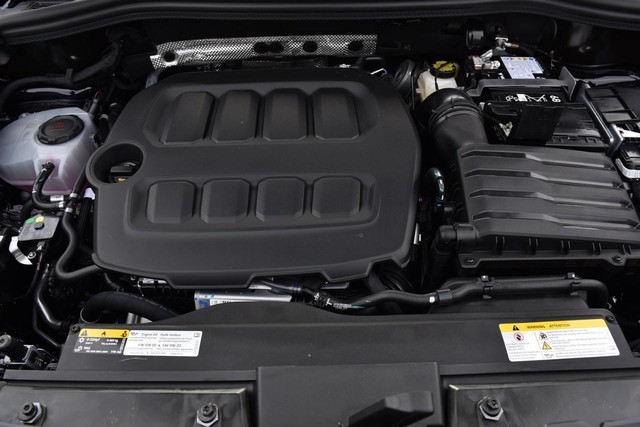 Volkswagen Tiguan Vehicle Image 27