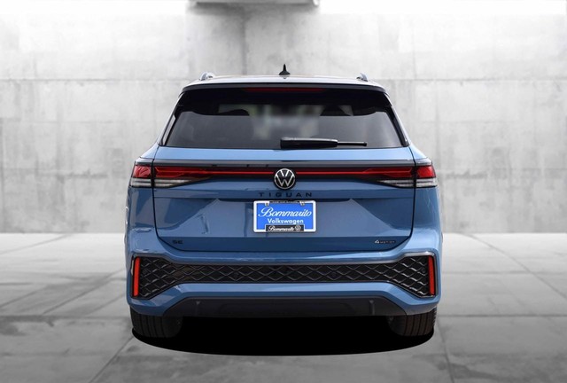 Volkswagen Tiguan Vehicle Image 06