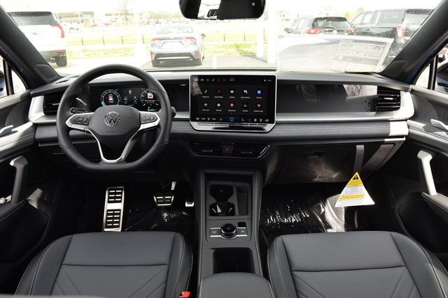 Volkswagen Tiguan Vehicle Image 07