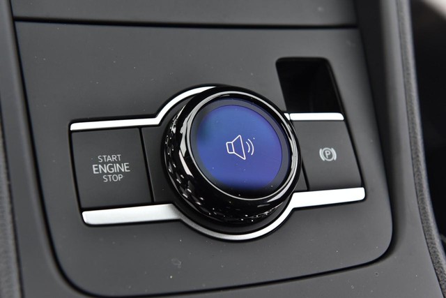 Volkswagen Tiguan Vehicle Image 17