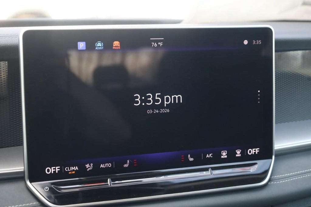 Volkswagen Tiguan Vehicle Full-screen Gallery Image 15