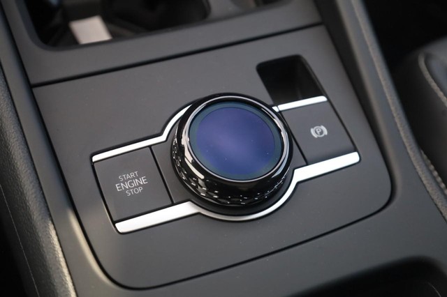Volkswagen Tiguan Vehicle Image 17