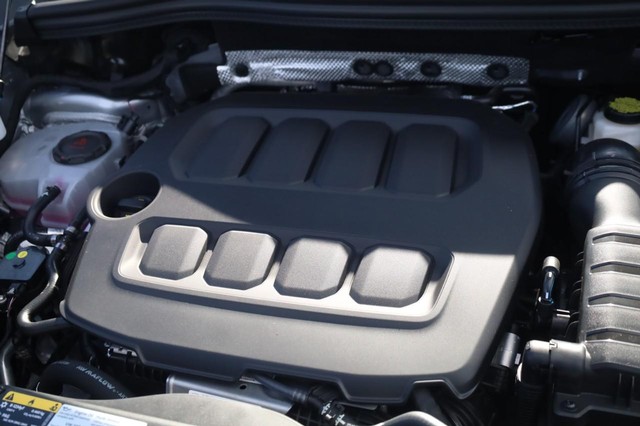 Volkswagen Tiguan Vehicle Image 23