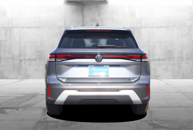 Volkswagen Tiguan Vehicle Image 06