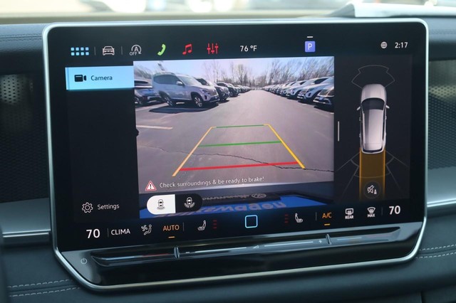 Volkswagen Tiguan Vehicle Image 16