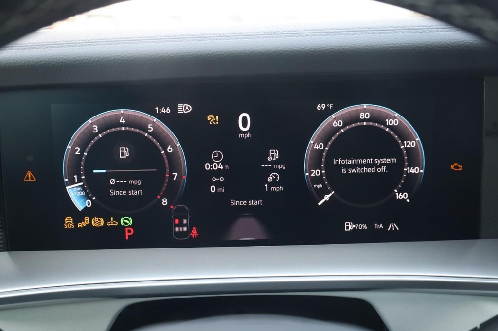 Volkswagen Tiguan Vehicle Full-screen Gallery Image 13