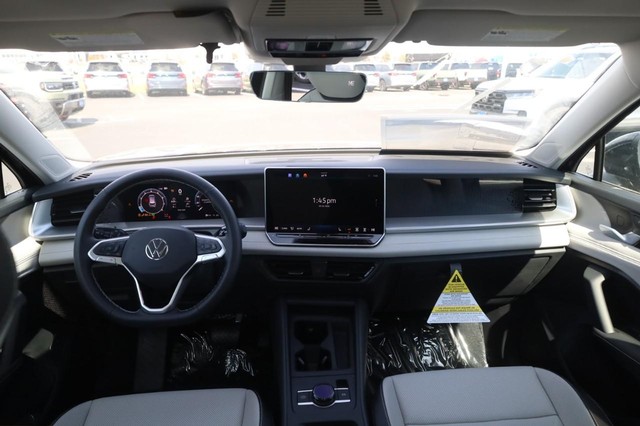 Volkswagen Tiguan Vehicle Image 07